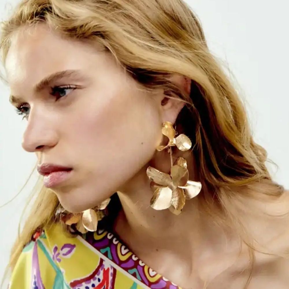 Flower drop earrings N196